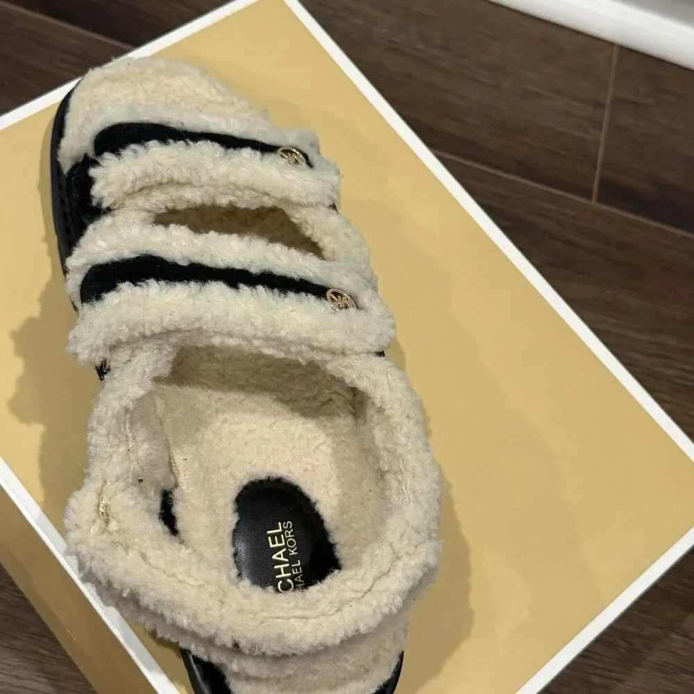 Michael Kors Holland Lug Sandal Faux Shearling Black Womens 9.5M 49F5HLFS1D NIB